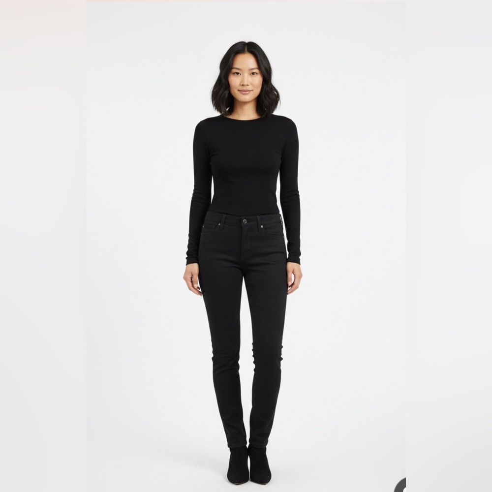 AG Adriano Goldschmied Classic Black DenimSize 28 R